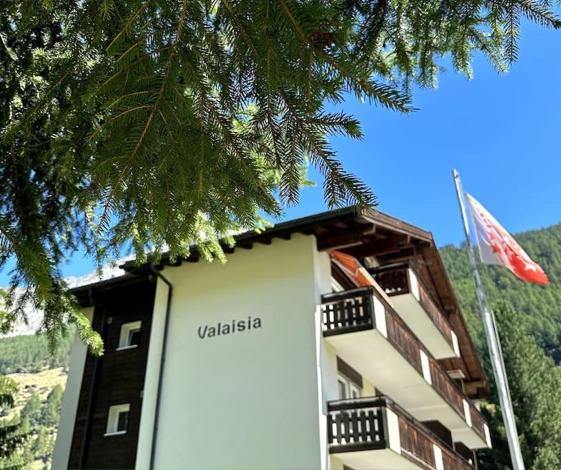 Enjoy The View Apartment Close To Zermatt With Parking Täsch Exterior photo